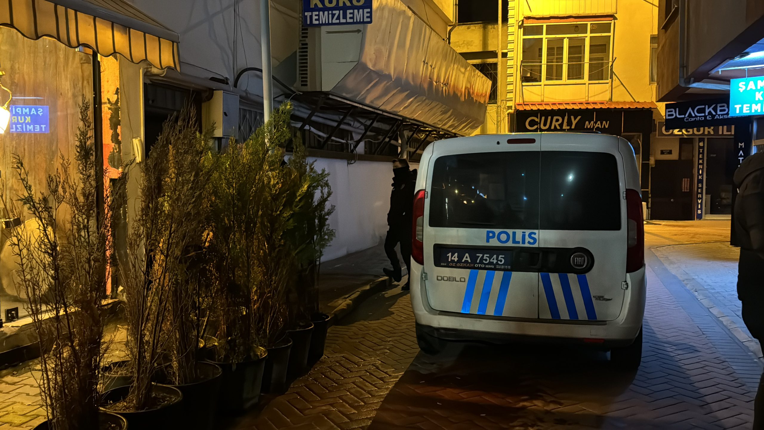 İş yerinde rahatsızlandığı için izin alan kişi evinde ölü bulundu