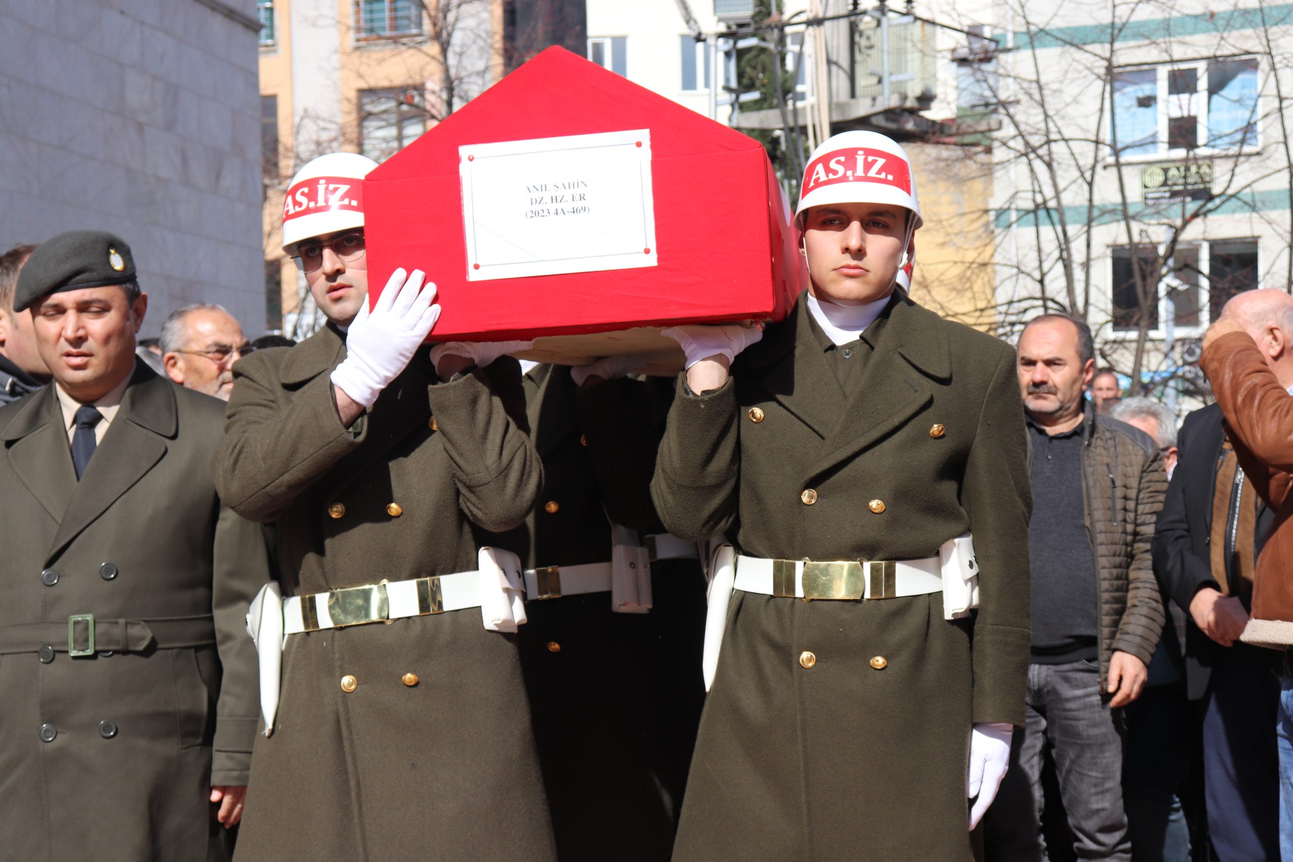 Geçirdiği kalp krizi sonucu hayatını kaybeden Ordulu asker, Ordu'da son yolculuğuna uğurlandı