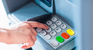 ATM'ye giden emeklilere büyük şok! Bankalardan kredi kartı oyunu