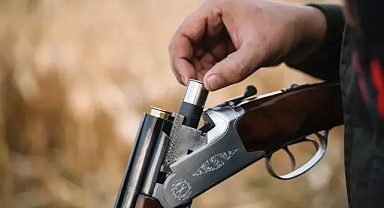 Av tüfeğinden çıkan saçmaların isabet ettiği kişi öldü