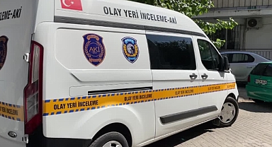 Bir kadın evinde bıçaklanarak öldürüldü