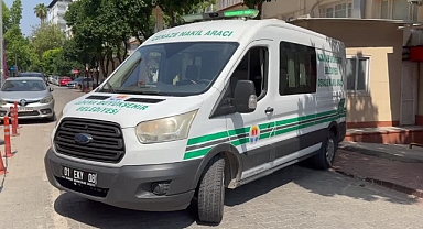 Devrilen otomobildeki sporcu öldü, babası ve ablası yaralandı