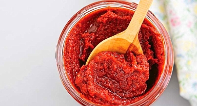 Bakın salça diye ne satmışlar! Domuz eti, tek tırnaklı derken bu da oldu...