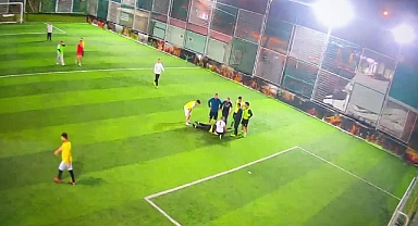 Halı saha maçında fenalaşan 27 yaşındaki kişi hayatını kaybetti