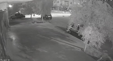 İki motosikletin çarpışması sonucu 2 kişi öldü, 1 kişi yaralandı