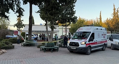 Mezarlıkta silahlı saldırıya uğrayan anne ve iki kızı hayatını kaybetti