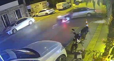 Motosikletle otomobilin çarpıştığı kazada 1 kişi öldü, 1 kişi yaralandı