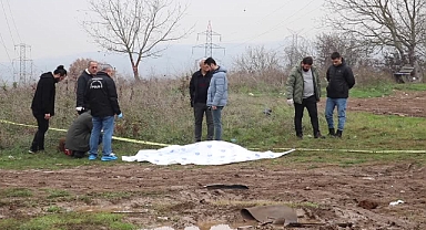 Bir kişi başından vurulmuş halde ölü bulundu