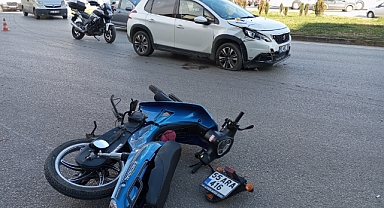 Çarşamba'da otomobilin çarptığı motosikletin sürücüsü hayatını kaybetti