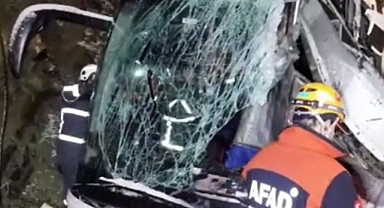 İstanbul’dan Ordu Giresun’a Giden Yolcu Otobüsü Samsun’da Kaza Yaptı: 1 Ölü, 16 Yaralı