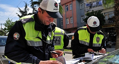 Trafikte bu işlemi yapan yandı! 138 bin TL cezası var
