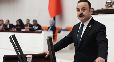 Şanlıtürk’ten Turizmciler İçin Müjde: Otellere Ek Süre Gündemde, Yangın Yönetmeliği Yenileniyor