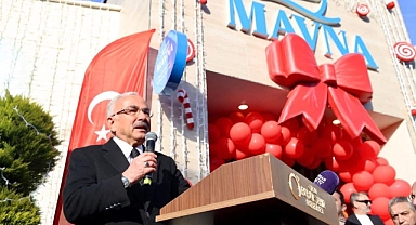 Akyazı Sahili’nde Mavna Kafe Hizmete Açıldı