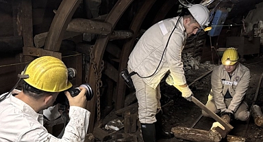Madencilerin “Kara Elmas” Mesaisi Fotoğraf Karelerinde Ölümsüzleşiyor
