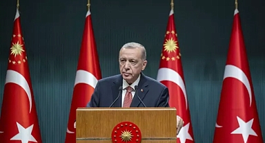 Cumhurbaşkanı Recep Tayyip Erdoğan, Kabine Toplantısı sonrasında açıklamalarda bulunuyor.